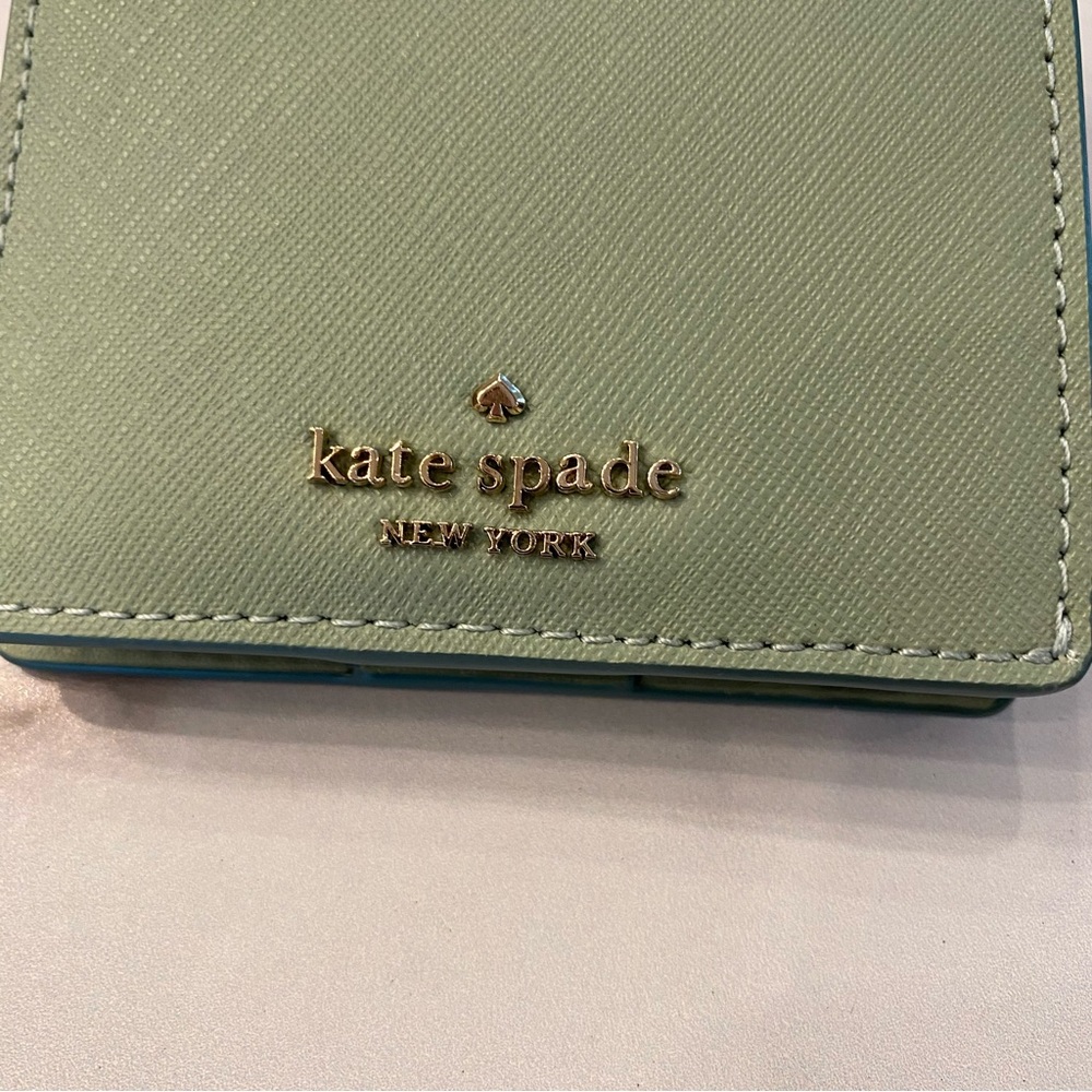 KATE SPADE Cove Street Light Pistachio Green Serenade Small Wallet - Picture 2 of 6